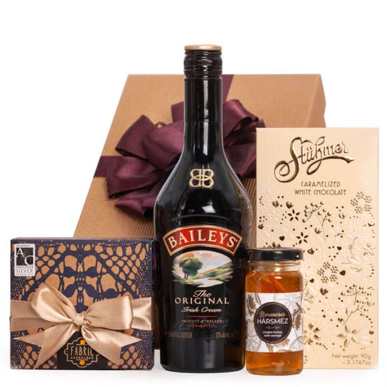 Thoughtful gift - gourmet gift box