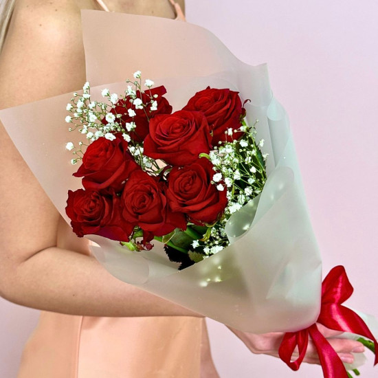 Secret kiss - flower bouquet